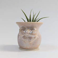 Load image into Gallery viewer, Coquette Bow Mini Planter Vase 0019
