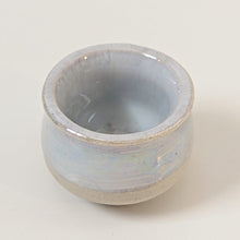 Load image into Gallery viewer, Blue Mother of Pearl Mini Planter Vase 0027
