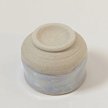 Load image into Gallery viewer, Blue Mother of Pearl Mini Planter Vase 0027
