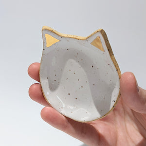 Cat dish with 18k gold 2