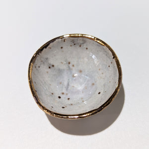 Small marble bowl with 18k gold rim 2