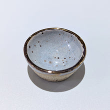Load image into Gallery viewer, Small marble bowl with 18k gold rim 4
